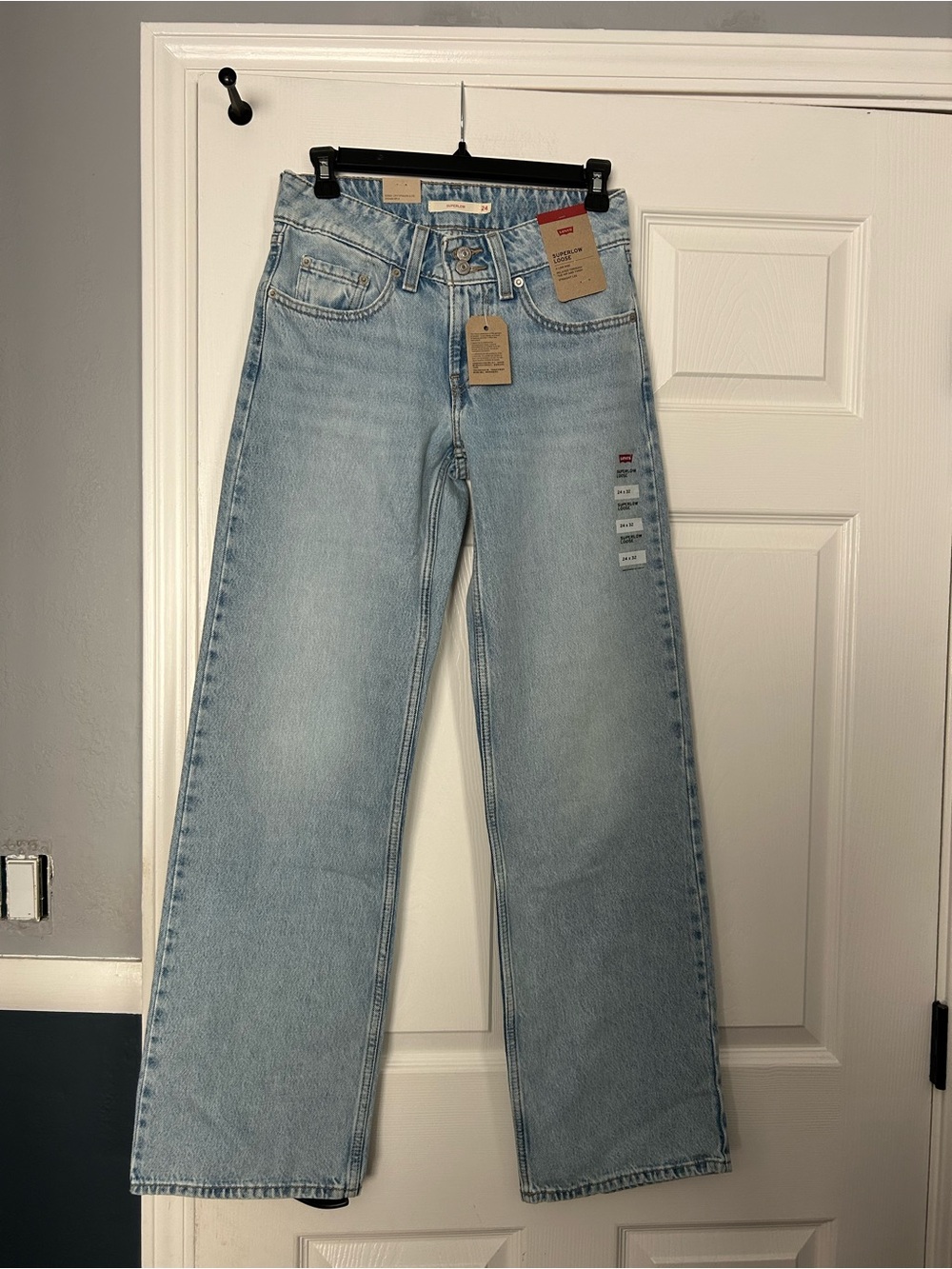 Levi's Light Blue Straight Leg Women's Jeans